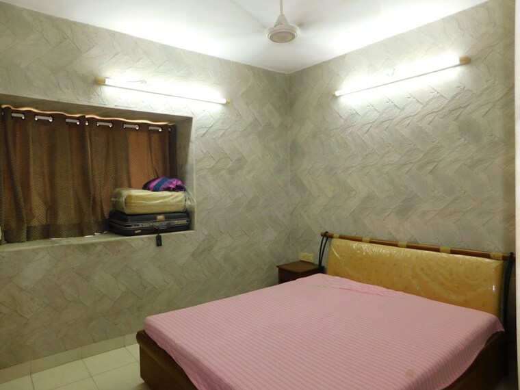 Bedroom, benhur-chs-ltd 2 Bedroom 800 Sq.Ft. Apartment In Andheri West Mumbai 10577134