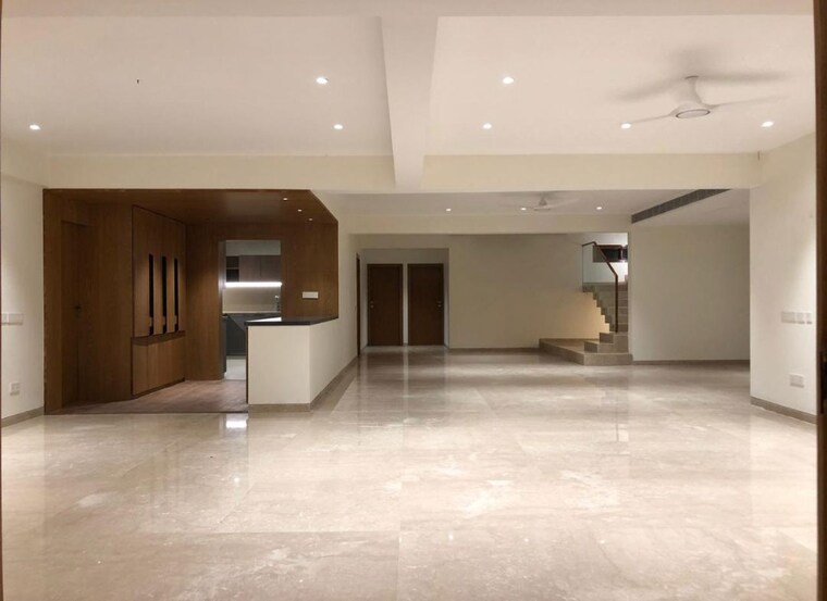  Parking, richmond-towers 4 Bedroom 3500 Sq.Ft. Apartment In Richmond Town Bangalore 10216928