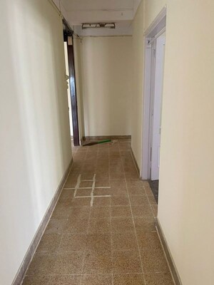 Building Lobby in 2.5 BHK Apartment at Churchgate – for Sale