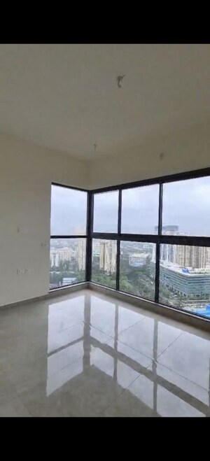 Room in 4 BHK Apartment at Raymond The Address, Pokhran Road No Two – for Rent
