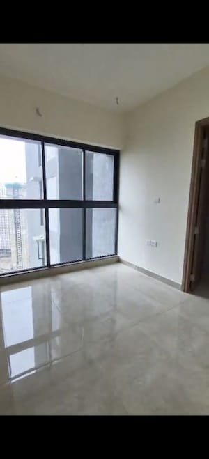 Room in 4 BHK Apartment at Raymond The Address, Pokhran Road No Two – for Rent