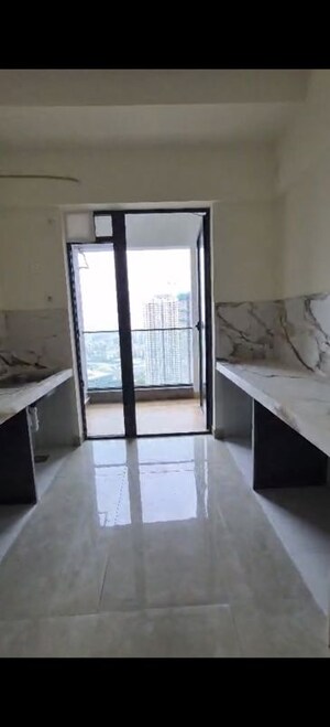 Room in 4 BHK Apartment at Raymond The Address, Pokhran Road No Two – for Sale