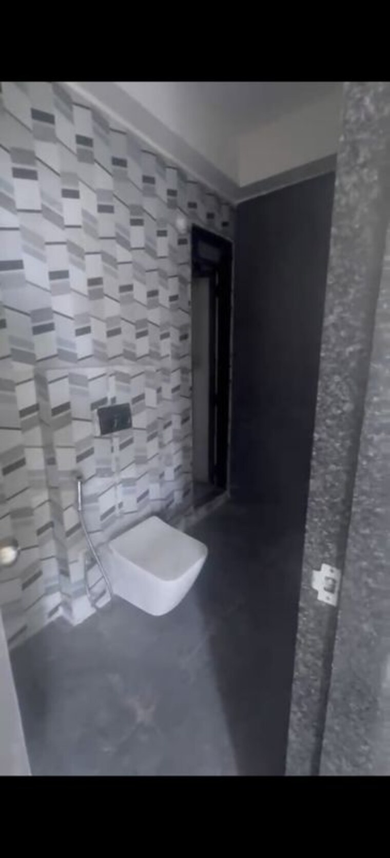 Bathroom, damji-shamji-mahavir-spring-tulip-phase-1 2 Bedroom 754 Sq.Ft. Apartment In Pokhran Road No Two Thane 10577164