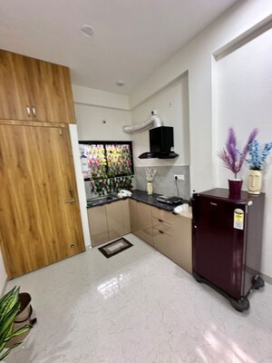 Team Area in 1 BHK Builder Floor at Mahalaxmi Nagar – for Rent