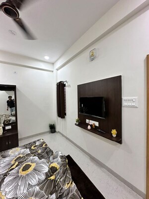 Living Room in 1 BHK Builder Floor at Mahalaxmi Nagar – for Rent