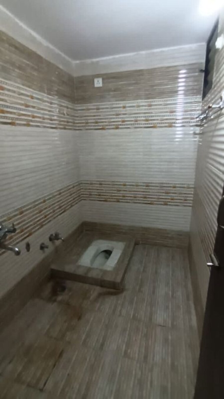 Bathroom, tulsi nagar 2 Bedroom 1200 Sq.Ft. Builder Floor In Tulsi Nagar Indore 10577175