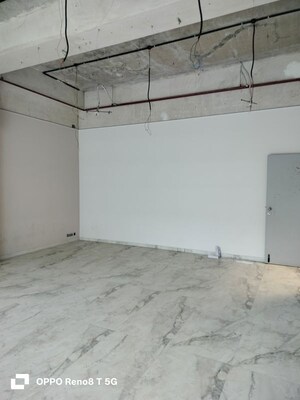 Room in  Office Space at The Moongipa Arcade, Andheri West – for Sale