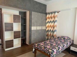 Bedroom in 2 BHK Builder Floor at Ramesh Nagar – for Rent
