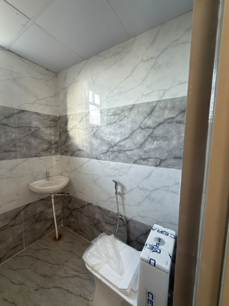 Bathroom, ruheen-saar 1 Bedroom 550 Sq.Ft. Apartment In Jagatpura Jaipur 10538672