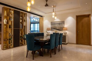 Living Room in 4 BHK Builder Floor at DLF Independent Floors, Dlf City Phase 3 – for Sale