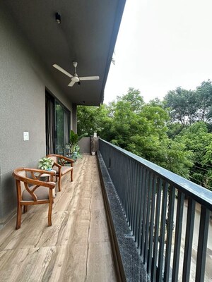 Balcony in 4 BHK Builder Floor at DLF Independent Floors, Dlf City Phase 3 – for Sale