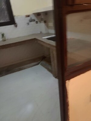 Room in 2 BHK Villa at Sector 39 – for Rent