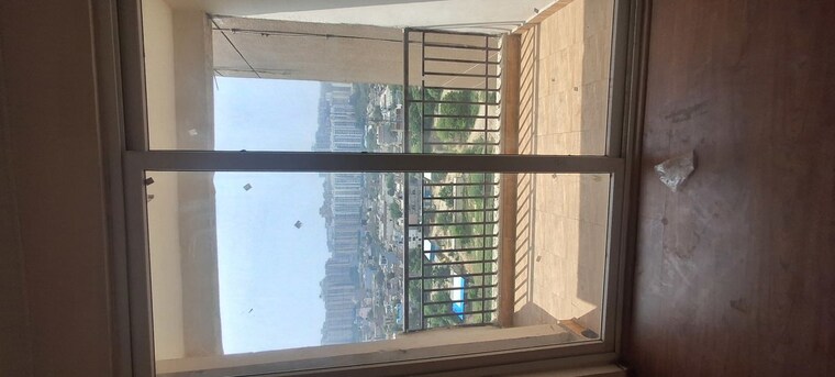 Balcony, amrapali-kingswood 2.5 Bedroom 945 Sq.Ft. Apartment In Sector 4 Greater Noida Greater Noida 10577243