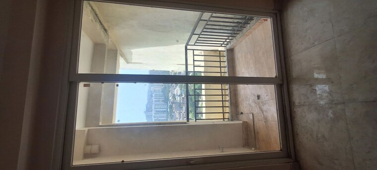 Balcony, amrapali-kingswood 2.5 Bedroom 945 Sq.Ft. Apartment In Sector 4 Greater Noida Greater Noida 10577243