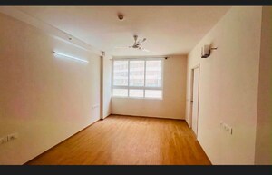 Room in 2.5 BHK Apartment at Mantri Lithos, Thanisandra – for Rent