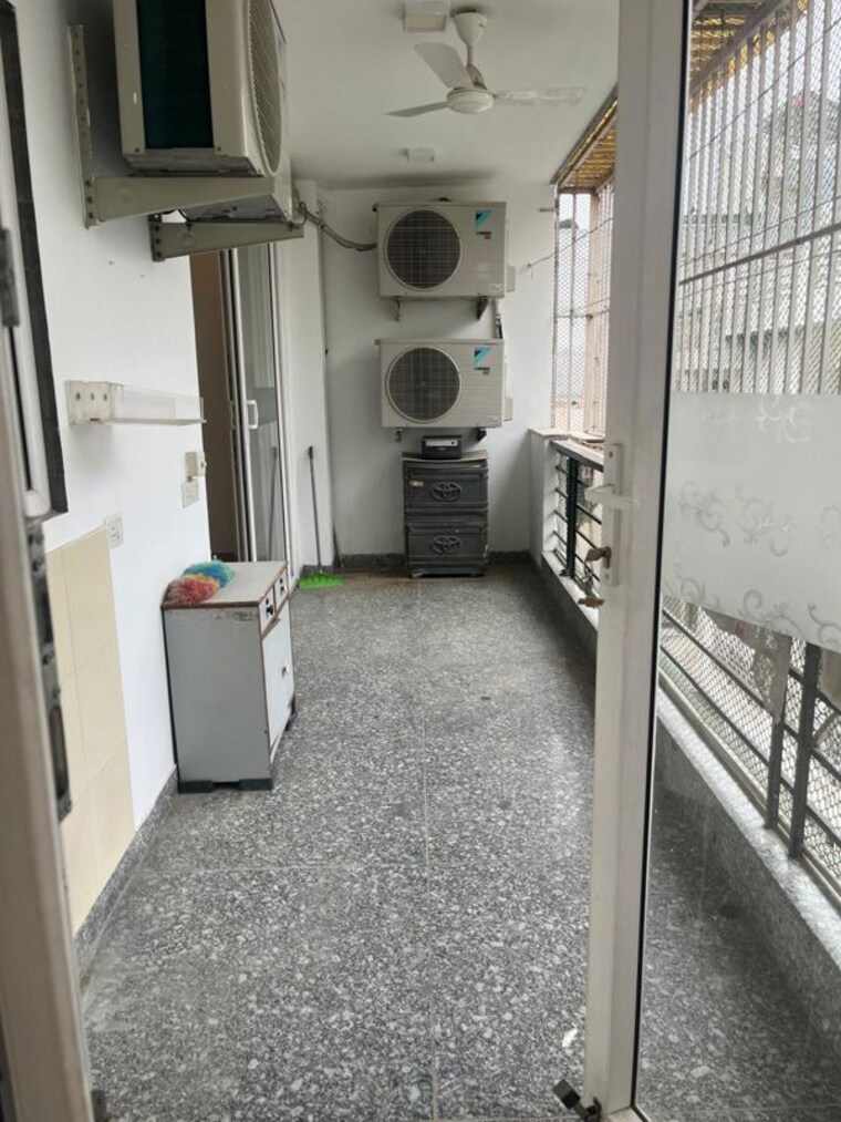 Kitchen, sector 43 3 Bedroom 300 Sq.Yd. Builder Floor In Sector 43 Gurgaon 10577278