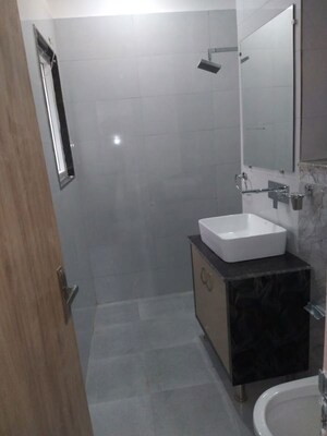 Bathroom in 1 RK Independent House at Sector 14 – for Rent