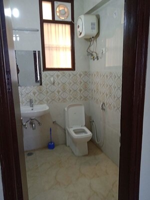 Bathroom in 1 RK Independent House at Sector 14 – for Rent