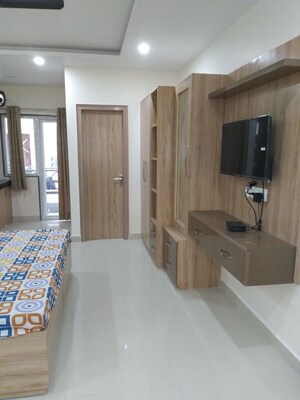 1 RK Independent House For Rent in Sector 14