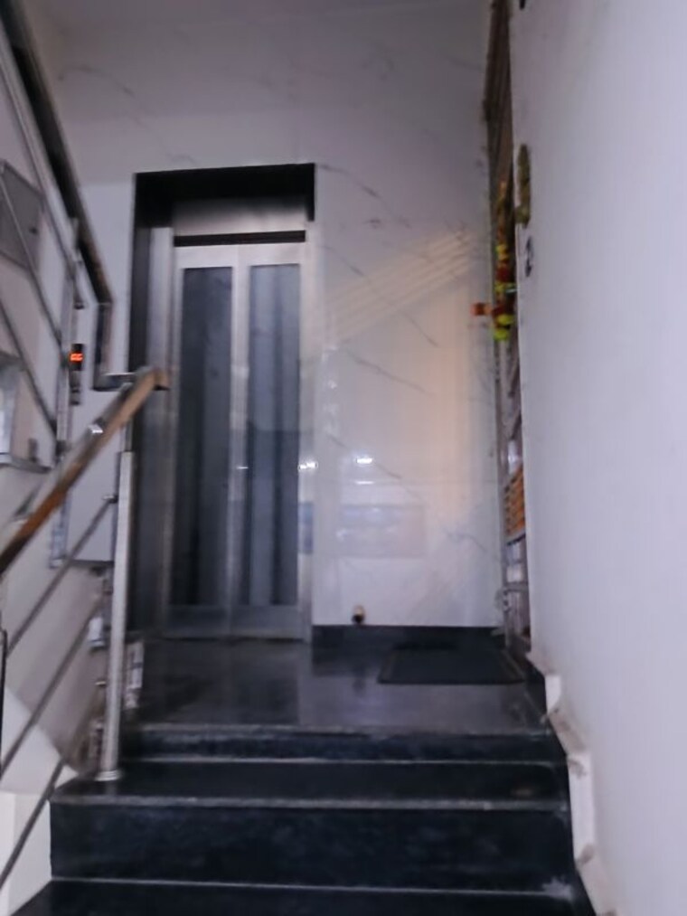 undefined, mohan-meekin-society 4 Bedroom 1800 Sq.Ft. Builder Floor In Vasundhara Sector 18 Ghaziabad 10577275