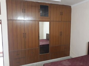 Furnished Amenities in 1 RK Independent House at Sector 14 – for Rent