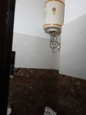 Room in 1 RK Independent House at Sector 14 – for Rent