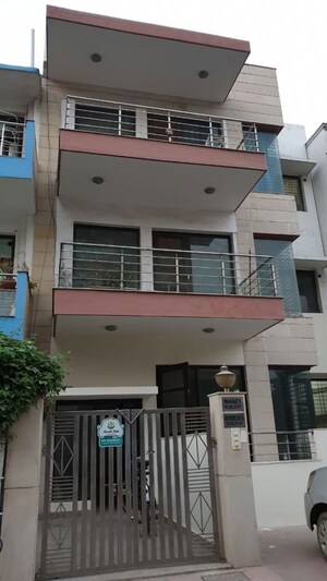 1 RK Independent House – Exterior View View at Sector 14 - for Rent