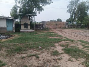  Warehouse For Rent in Dholka