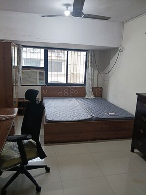 Bedroom in 3 BHK Apartment at Lokhandwala Complex – for Rent