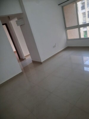 Room in 1 BHK Apartment at DB Orchid Ozone, Dahisar East – for Rent