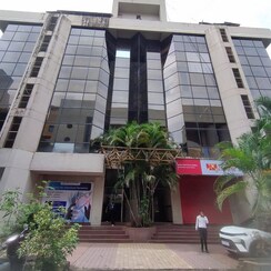 Office Space For Rent in Corporate Plaza