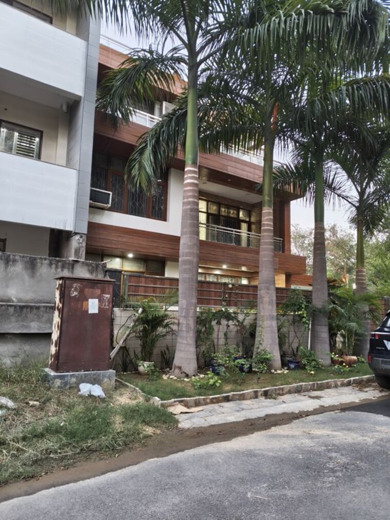 Exterior View, sigma iv greater noida  220 Sq.Mt. Plot In Sigma Iv Greater Noida Greater Noida 10577375