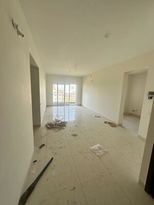 Room in 3 BHK Apartment at Century Horizon, Jakkuru – for Sale