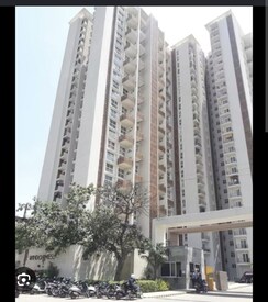 4 BHK + Servant Room Apartment For Sale in Mahindra Windchimes