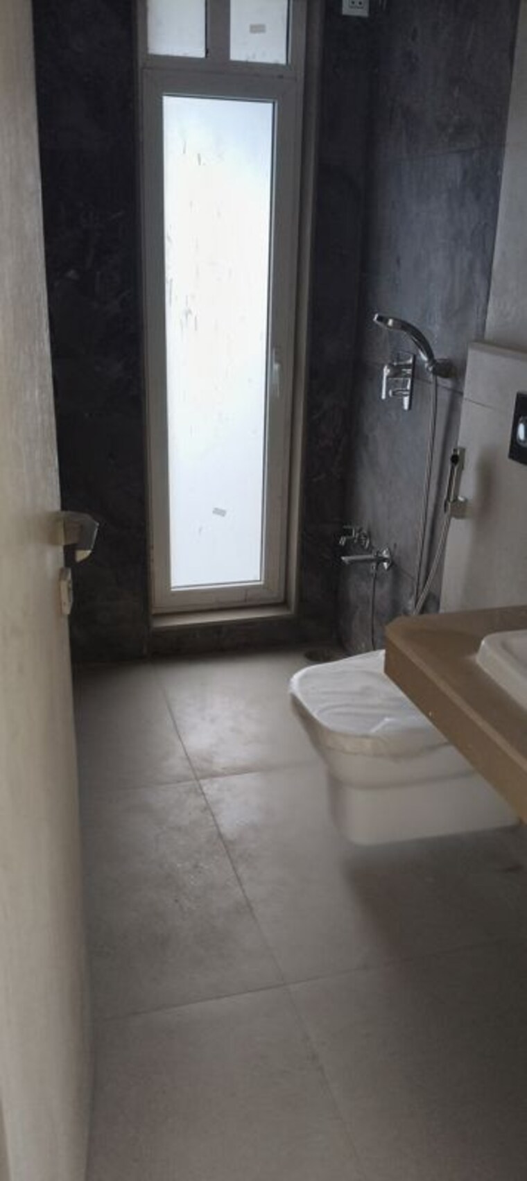 Living Room, neelkanth-lake-view 4 Bedroom 1600 Sq.Ft. Apartment In Pokhran Road No Two Thane 10577423