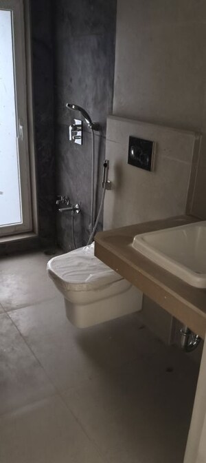 Bathroom in 4 BHK Apartment at Neelkanth Lake View, Pokhran Road No Two – for Sale