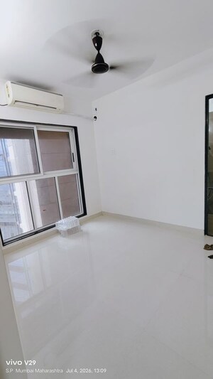 Room in 2 BHK Apartment at Worli – for Rent