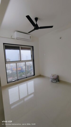 Room in 2 BHK Apartment at Worli – for Rent