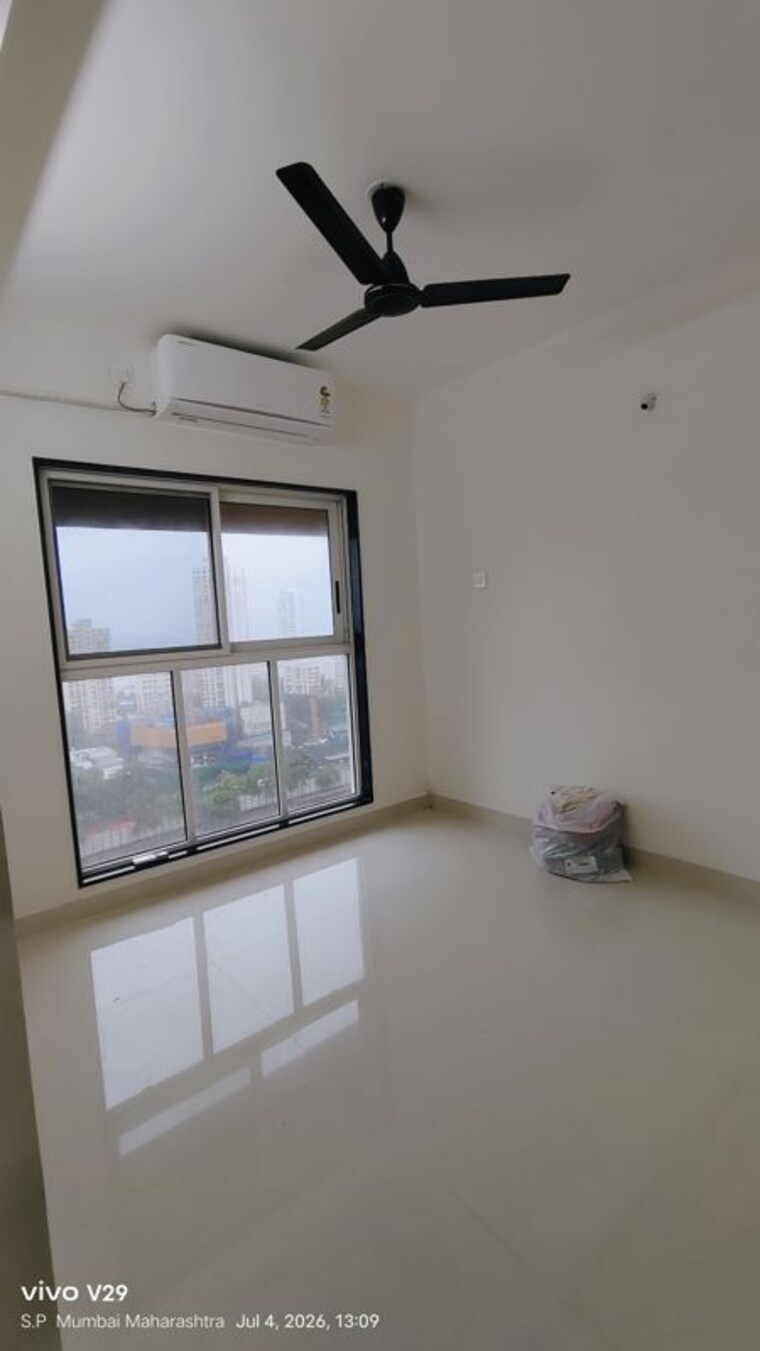 Room, worli 2 Bedroom 600 Sq.Yd. Apartment In Worli Mumbai 10577392