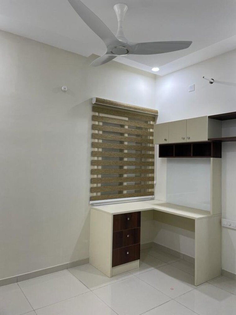 Kitchen, l-t-raintree-boulevard 3 Bedroom 1645 Sq.Ft. Apartment In Hebbal Bangalore 10577420