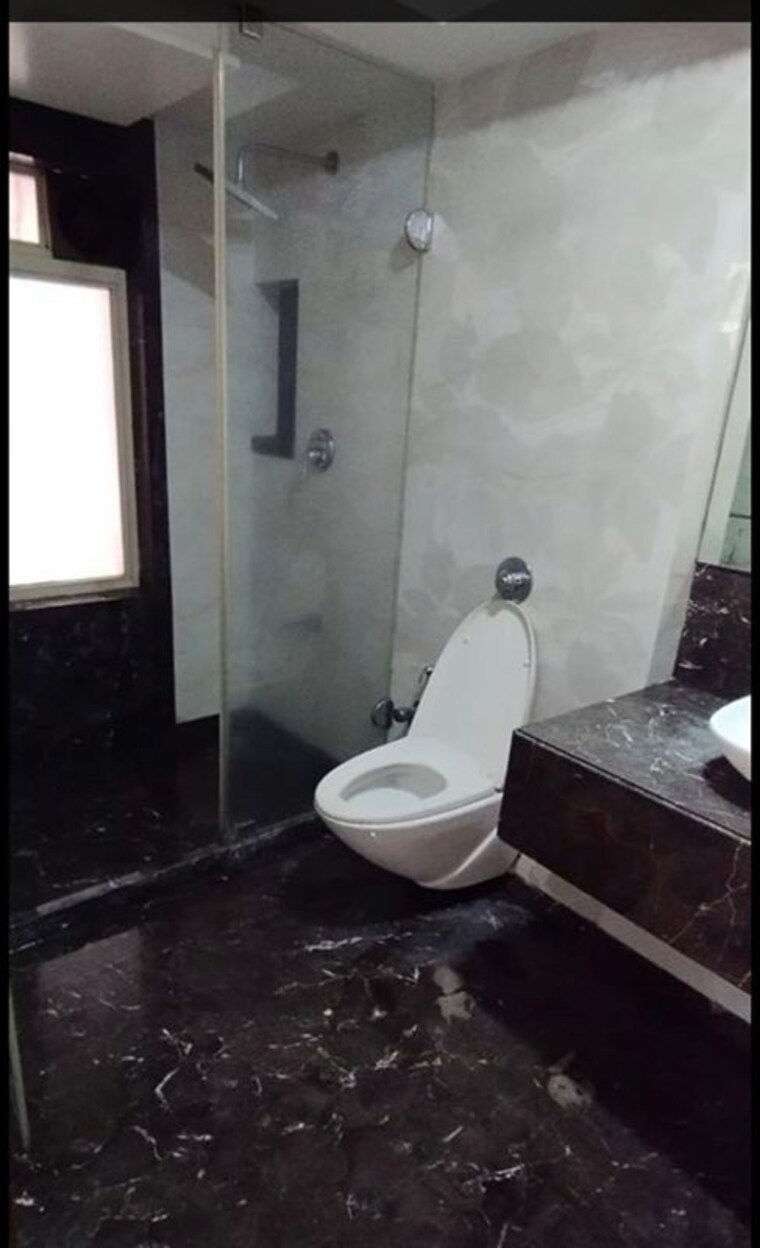 Bathroom, k-raheja-vistas 3 Bedroom 1100 Sq.Ft. Apartment In Powai Mumbai 10577451