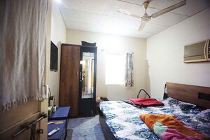 Bedroom in 4 BHK Independent House at Satellite – for Sale