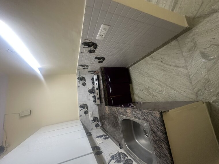 Bathroom, jangpura 1 Bedroom 550 Sq.Ft. Apartment In Jangpura Delhi 10577468