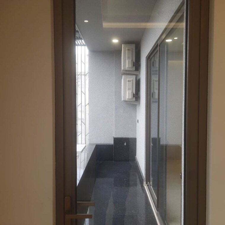 undefined, greater kailash ii 3 Bedroom 250 Sq.Yd. Builder Floor In Greater Kailash ii Delhi 10577481