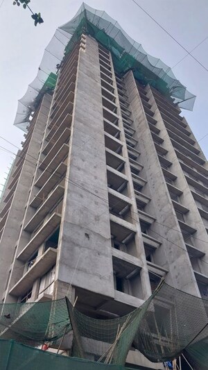Staircase in 3 BHK Apartment at Maithili The Trellis, Sector 10 Kopar Khairane – for Sale