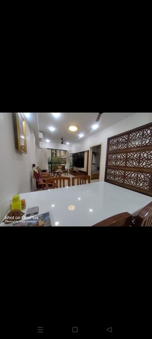 Bedroom in 2.5 BHK Apartment at Lodha Sterling, Kolshet Road – for Sale