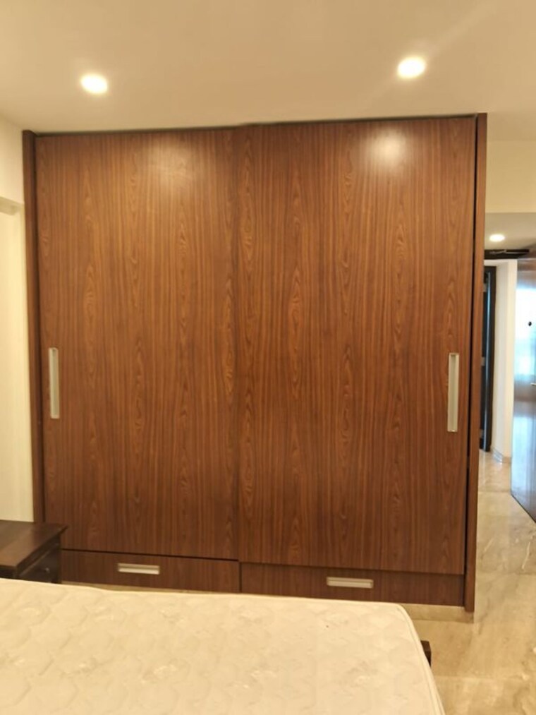 Room, sea-garden-view 3 Bedroom 1400 Sq.Ft. Apartment In Santacruz West Mumbai 10577530