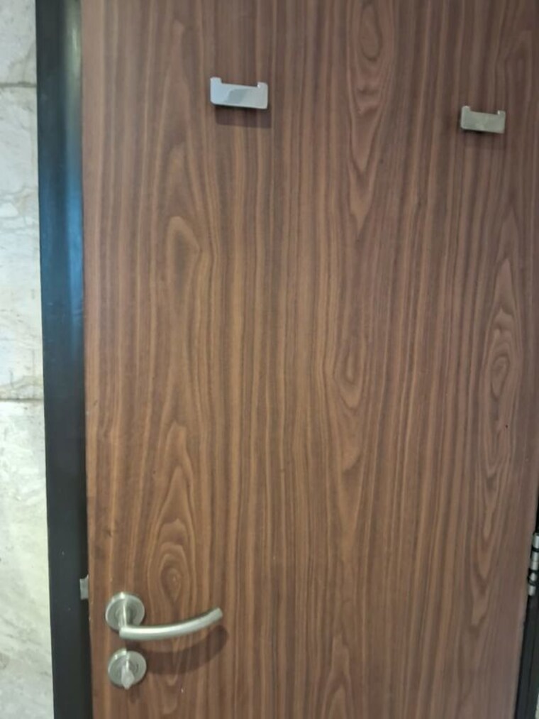 Bathroom, sea-garden-view 3 Bedroom 1400 Sq.Ft. Apartment In Santacruz West Mumbai 10577530