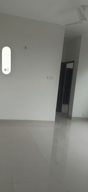 Furnished Amenities in 1 BHK Apartment at Dynamix Divum, Malad East – for Rent