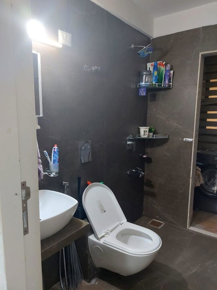 Bathroom, alliance-one 2 Bedroom 700 Sq.Ft. Apartment In Ghansoli Navi Mumbai 10577542